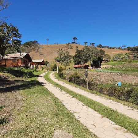 Encanto Das Rosas Santo Antônio do Pinhal Esterno foto